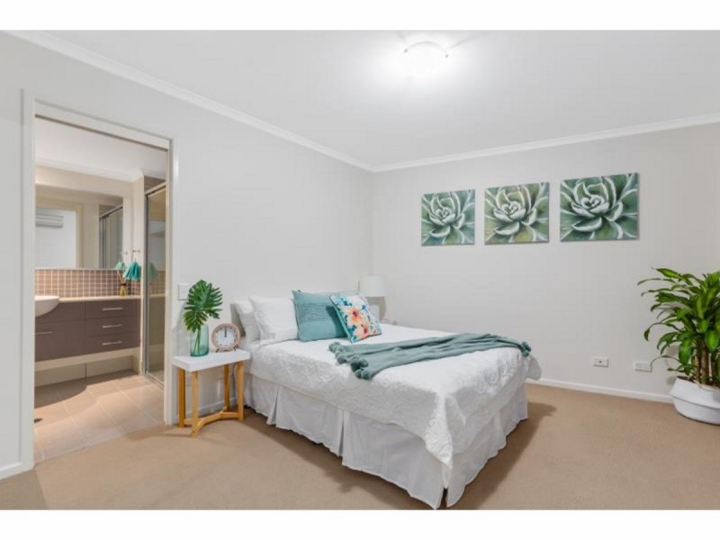 302/6-8 Victoria Parade, Rockhampton City QLD 4700